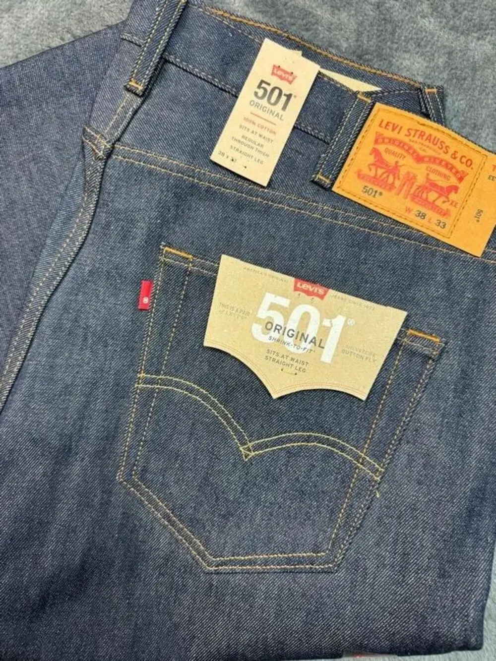Levi's 501 Jeans Mens 38x33 Blue Raw Shrink-To-Fit Straight Button Fly Denim